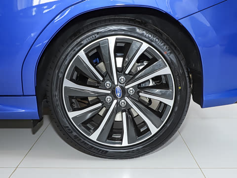 2025�� 2.4T CVT Wagon tS EyeSight