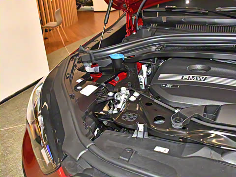 2025�� sDrive25i M�˶���װ