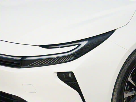 2026�� 1.8L ˫�� ��Ӣ��