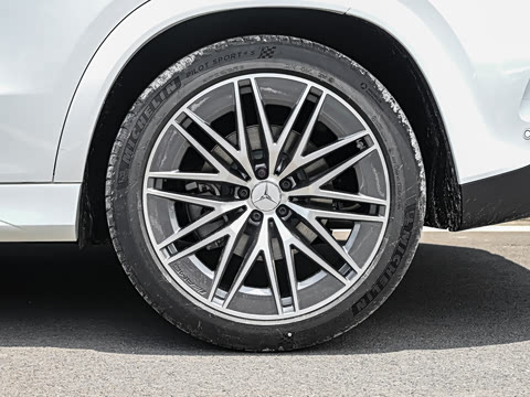 2026�� AMG GLE 53 4MATIC+