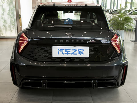 2026�� JOHN COOPER WORKS