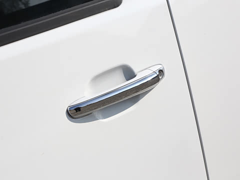 2026�� 2.0L CNG�ֶ�������