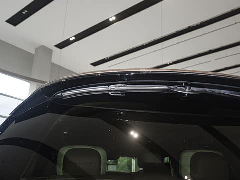 2024�� 3.0 L6 400PS SV���ٴ����ӳ��� 4��