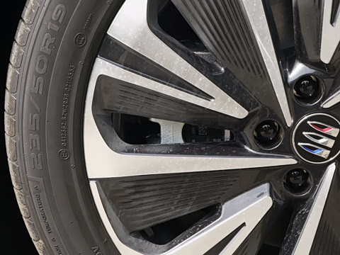 2026�� ���� 702 ��������