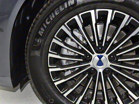 2025�� EV �Ǽݰ� 600 ���������