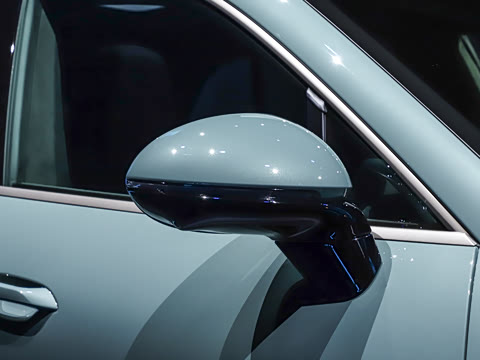2026�� Cayenne Turbo Electric