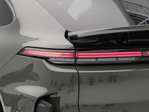 2026�� Cayenne Coup�� Turbo Electric