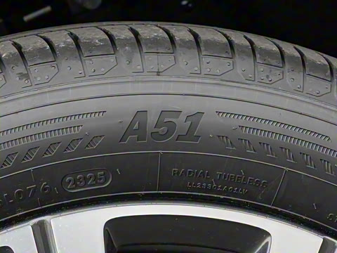 2025�� 2.0T PHEV ����200��������� 7��