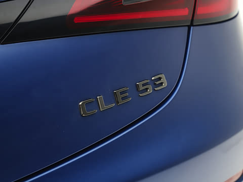 2026�� AMG CLE 53 4MATIC+ ���ܳ�