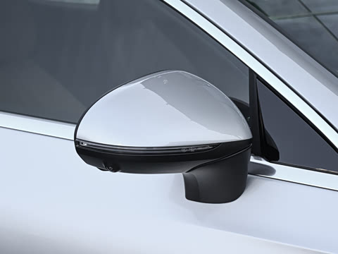 2026�� CLE 300 4MATIC �����ͽ��ܳ�