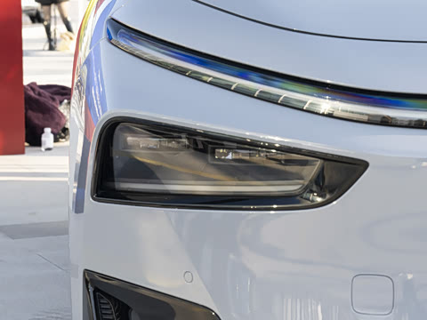 2026�� ���� 1704 Max �콢��