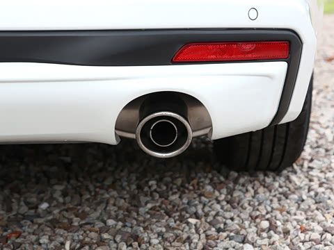 2025�� 2.0L XL-TLS ������