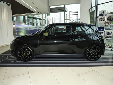 2025�� PAUL SMITH ���ʦ��