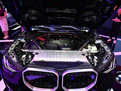 2025�� xDrive30L ������ M�˶���ҹ��װ