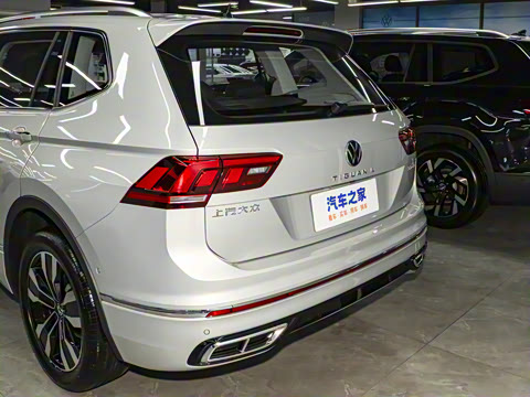 2025�� ���ڿ� 330TSI �Զ�����R-Line��ҫ��