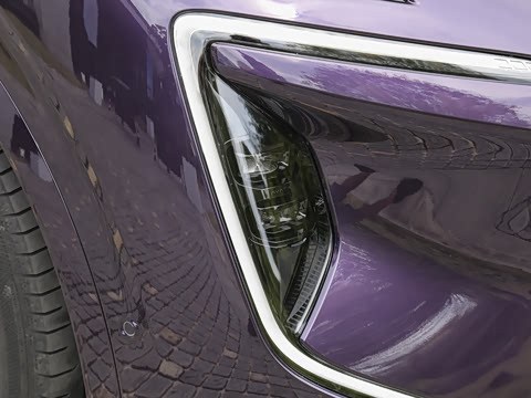 2026�� Ultra ���������