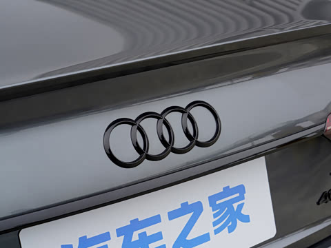 2026�� 200���������� 40 TFSI ���������� B&O ��ҹ��