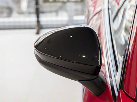 2026�� TFSI quattro 150kW �����޶���