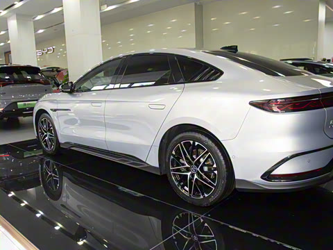 2025�� EV �Ǽݰ� 635KM�콢��