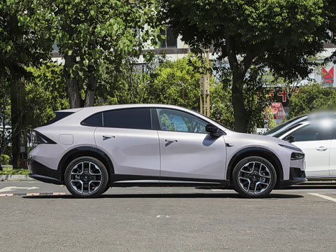 2026�� ���� 1704 Max �콢��