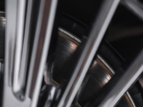 2026�� 725 Max