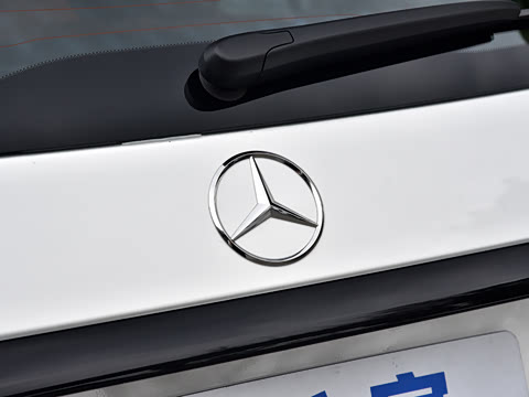 2026�� GLC 300 L 4MATIC ������