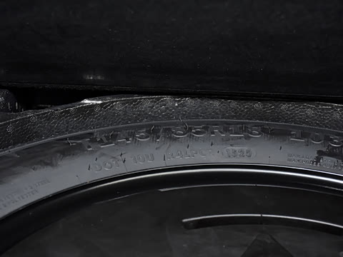 2025�� quattro 45�����ذ� 45TFSI quattro ʱ�ж�����