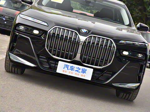 2026�� 740Li ������ M�˶���װ