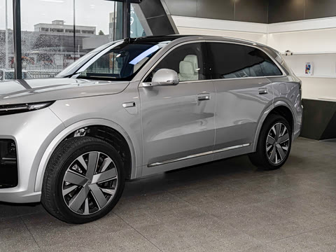 2026�� Ultra