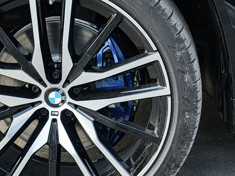2026�� xDrive 40Li ������M�˶���ҹ��װ