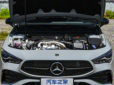 2025�� CLA 260 4MATIC ��ذ�