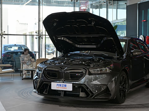 2025�� M5