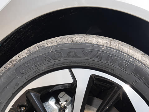 2025�� Plus 610 ������