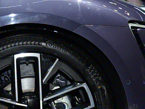 2025�� Ultra���̰�