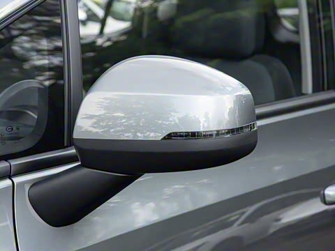 2025�� Plus 610 ������