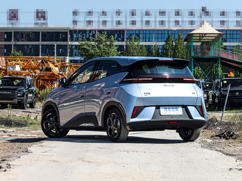 2025�� �Ǽݰ� 405km ���ڰ�