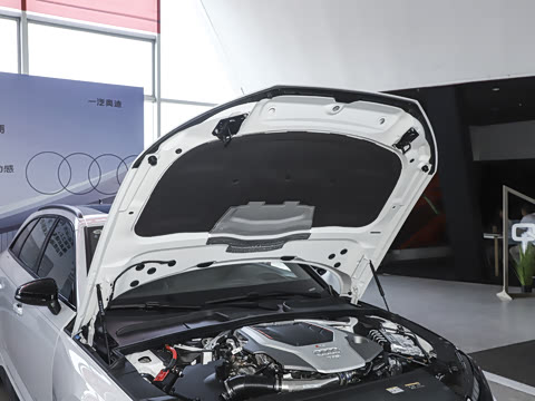 2024��  RS4 Avant ȼ���