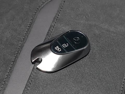 2026�� AMG C 43 4MATIC