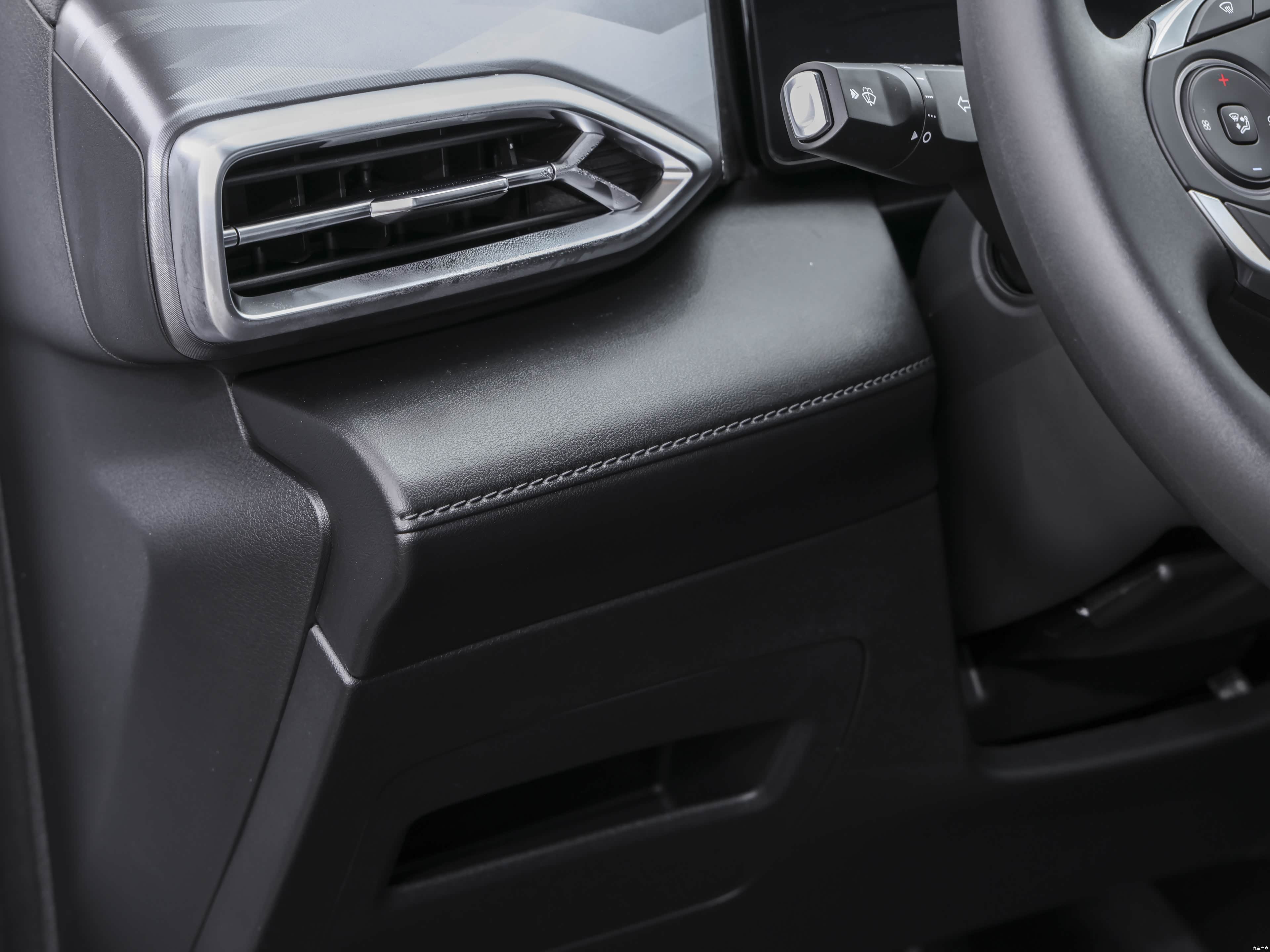 Dongfeng L7, миниатюра 16