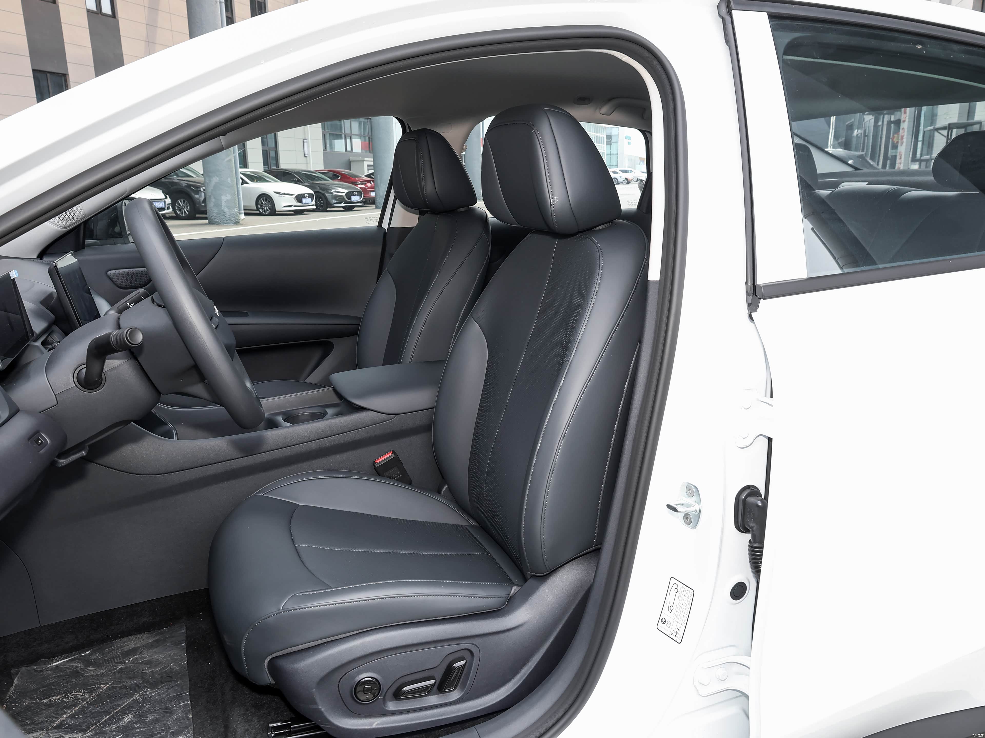 BAIC EU8, миниатюра 20