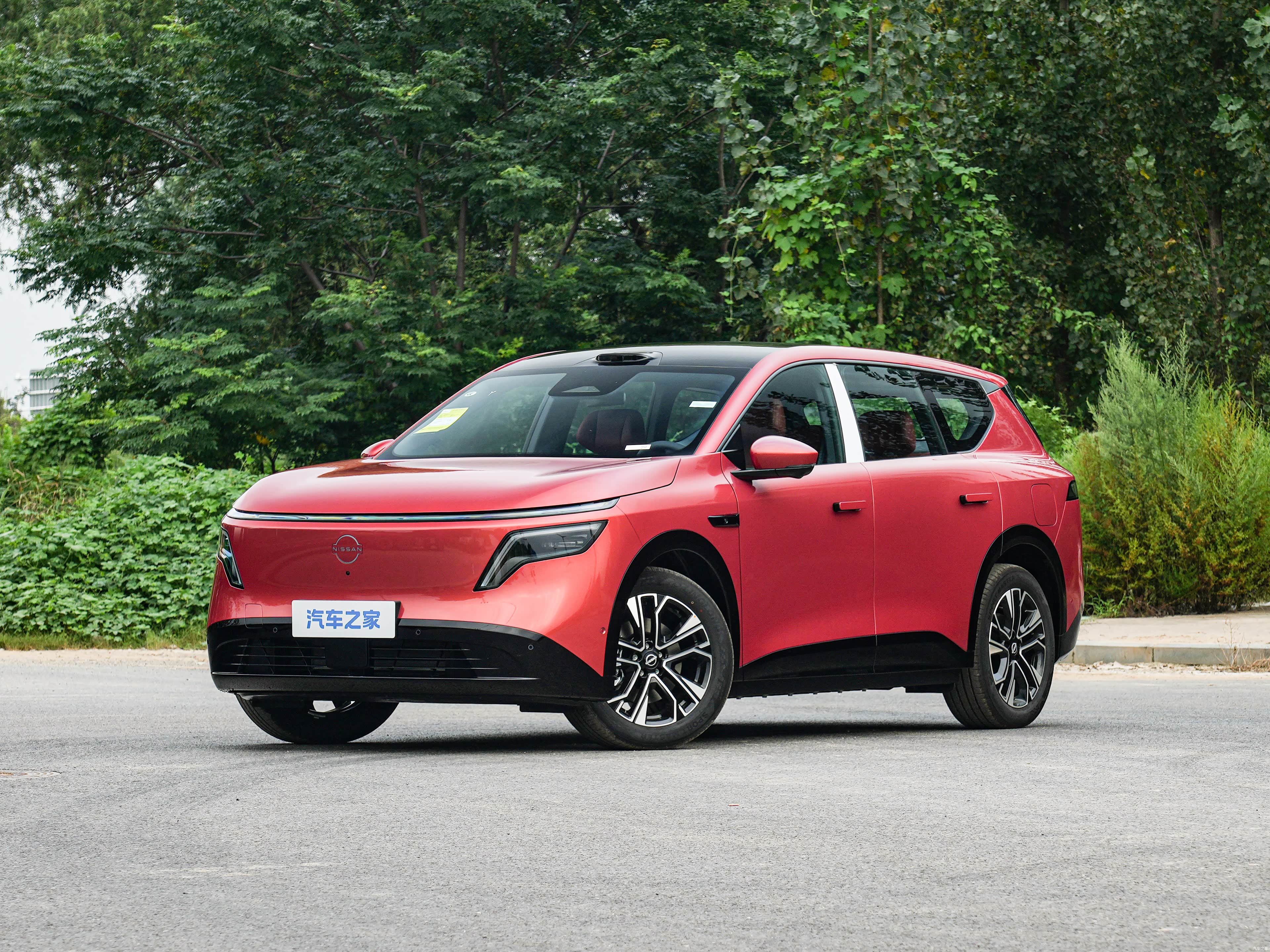 Nissan NX8