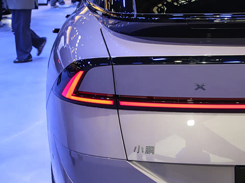 2026�� ���� 725 Max �콢��