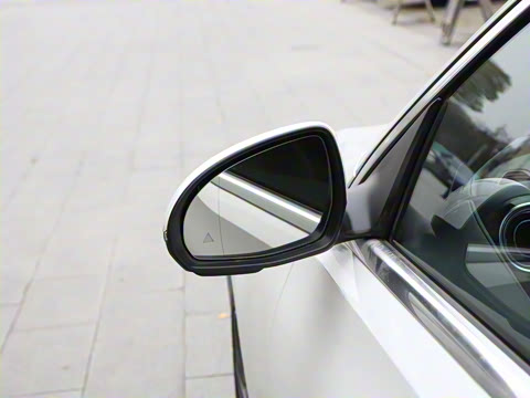 2026�� C 260 L �˶��ر��