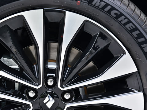 2026�� 235km ����Ǭ��������