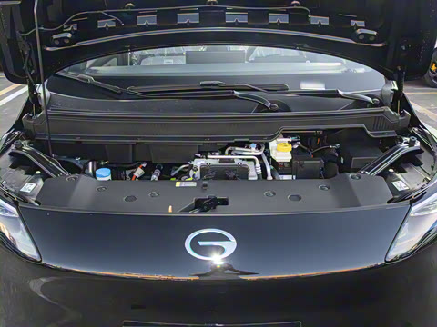 2025�� Plus 610 ������