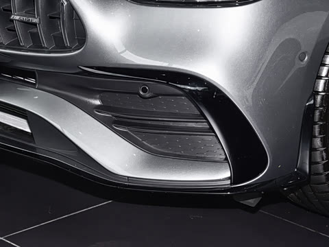 2026�� AMG C 43 4MATIC
