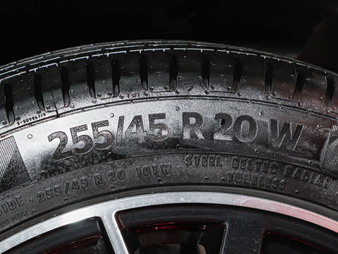 2026�� 45�����ذ� 45 TFSI ����������