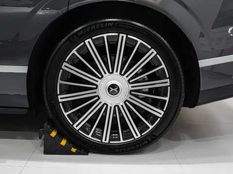 2026�� ���� 750 �����콢��