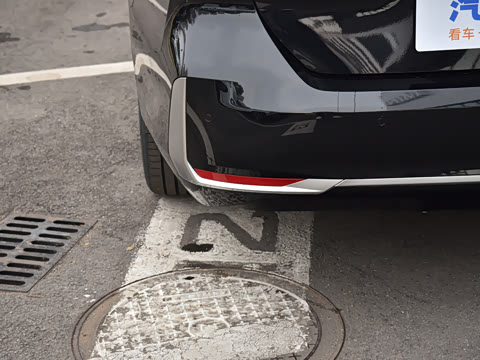 2026�� �Ŀ� 530Li ������ ������װ