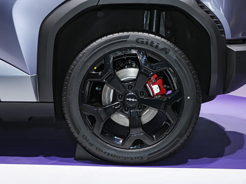2026�� 565KM ���������